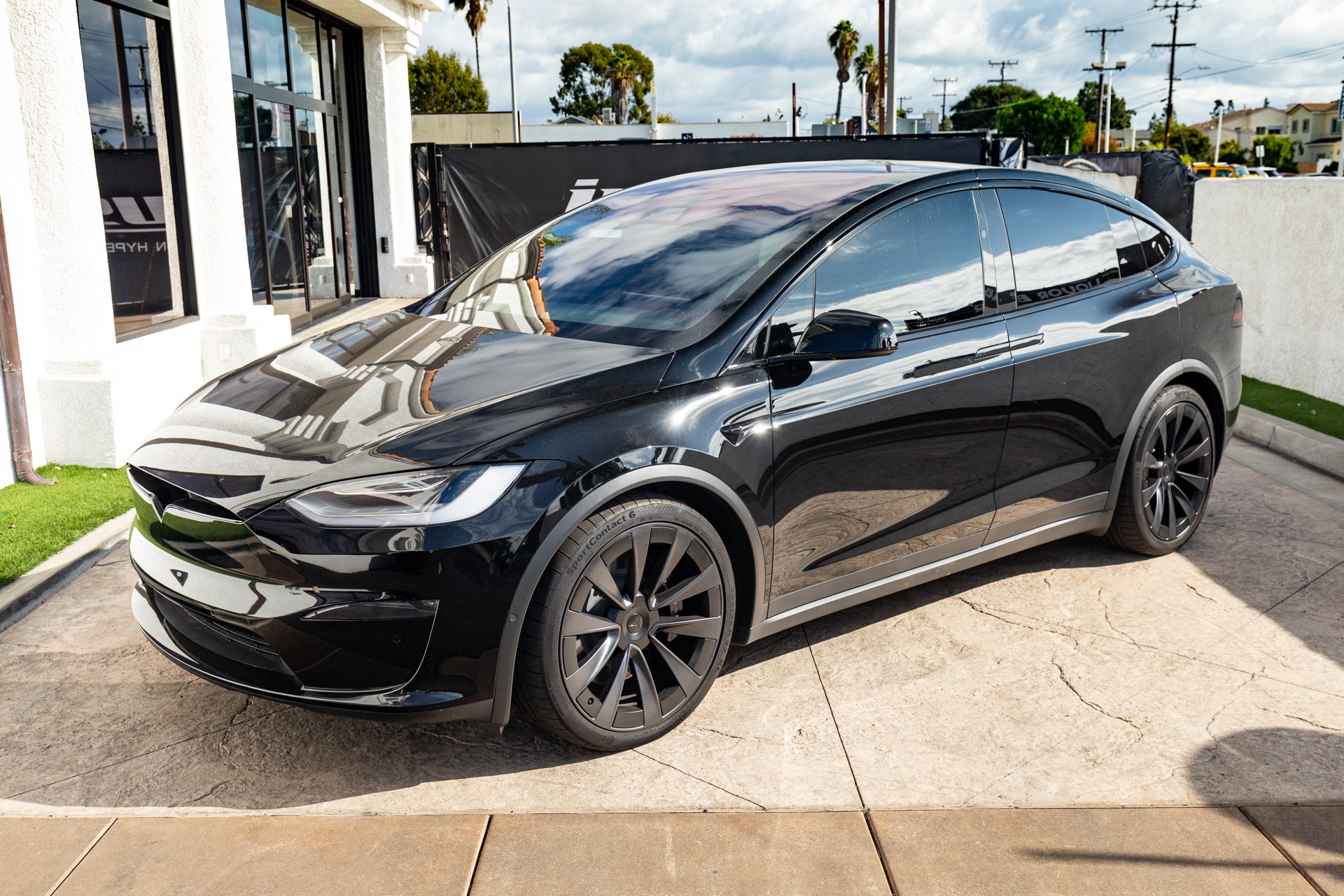 Used 2022 Tesla Model X Plaid For Sale (129,980) iLusso Stock 350264