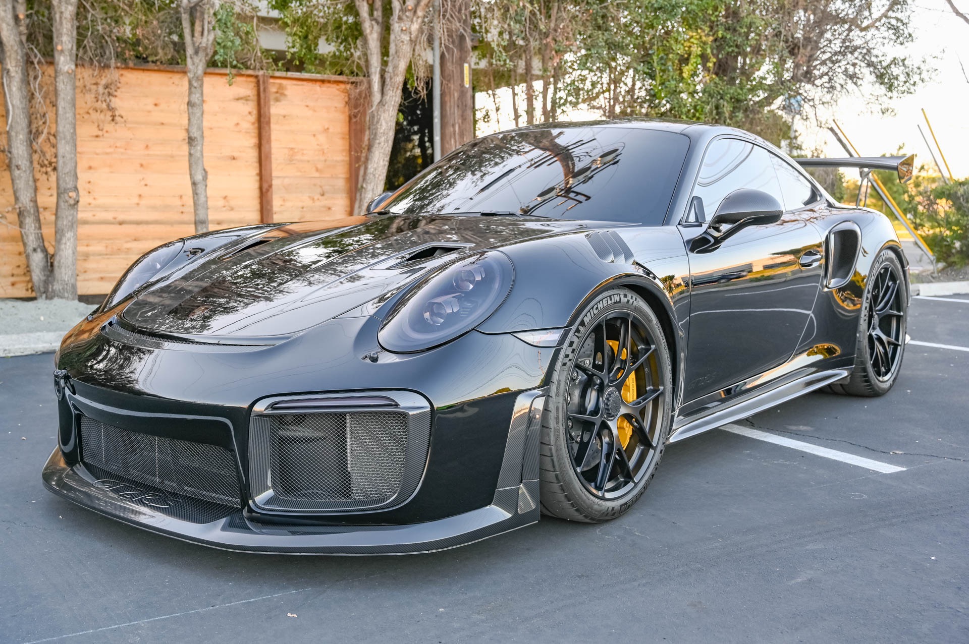 used-2018-porsche-911-gt2-rs-for-sale-sold-ilusso-stock-185515