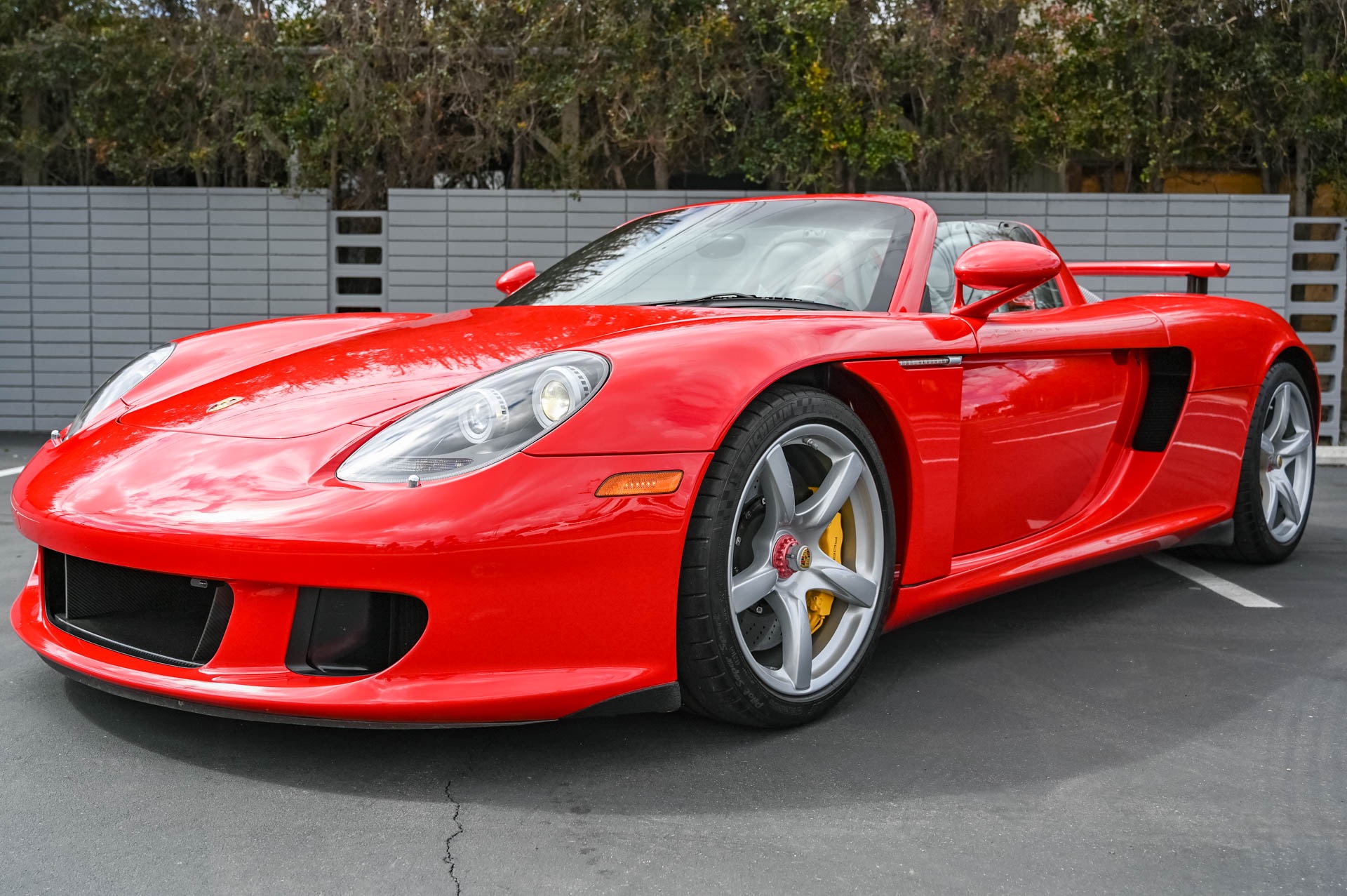 Used 2005 Porsche Carrera GT For Sale ($1,650,000) | iLusso Stock #001567