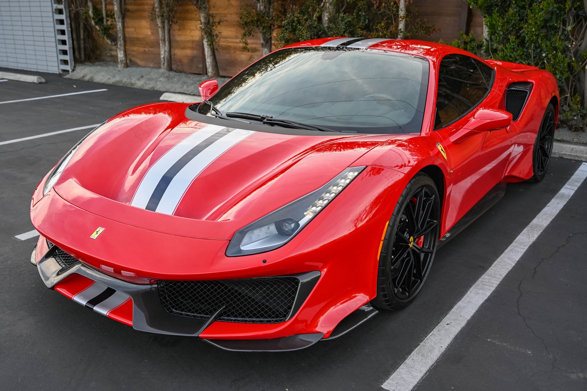 ferrari-488-pista-54-off-www-congress-intercultural-eu