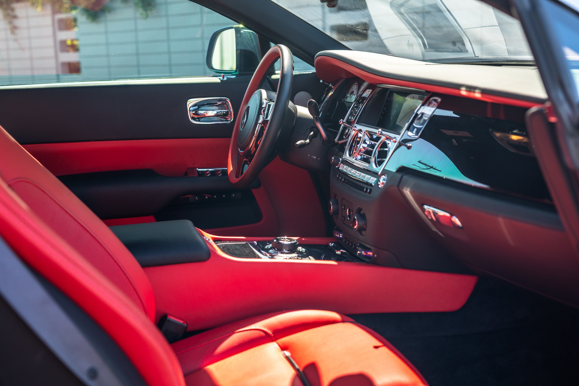 Used 2018 RollsRoyce Wraith Black Badge Package Starlight Huge  416kMSRP For Sale Special Pricing  Chicago Motor Cars Stock 18651A