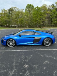 Used 2017 Audi R8 5.2 quattro V10 Plus for sale Sold at iLusso in Costa Mesa CA 92626 2