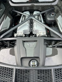 Used 2017 Audi R8 5.2 quattro V10 Plus for sale Sold at iLusso in Costa Mesa CA 92626 25