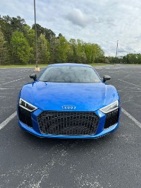 Used 2017 Audi R8 5.2 quattro V10 Plus for sale Sold at iLusso in Costa Mesa CA 92626 3