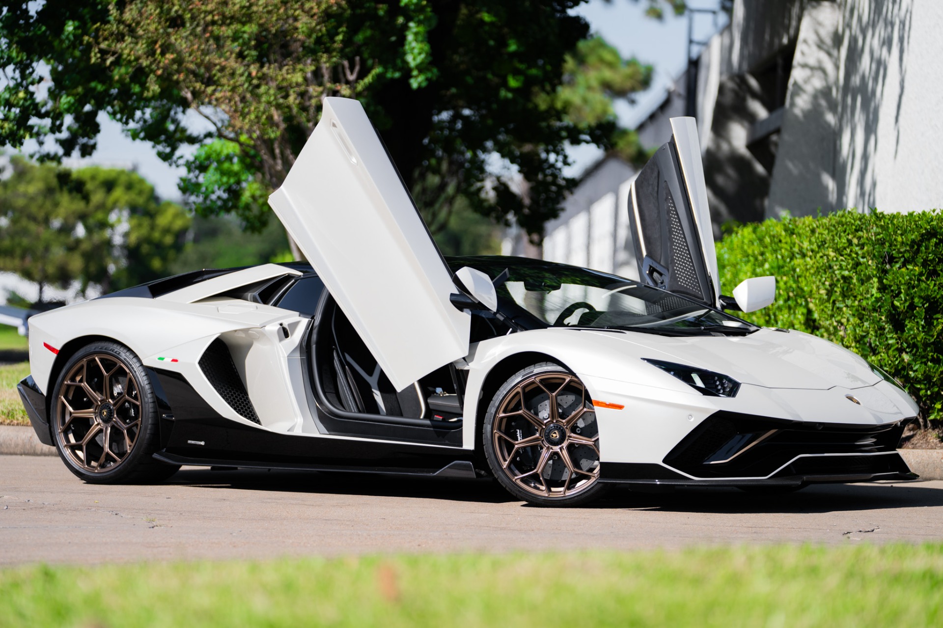 その他 AMERICAN EXPRESS Lamborghini Used 2022 Lamborghini Aventador Ultimae Roadster Roadster LP 780-4