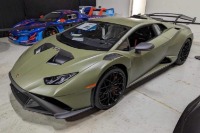 Used-2023-Lamborghini-Huracan-