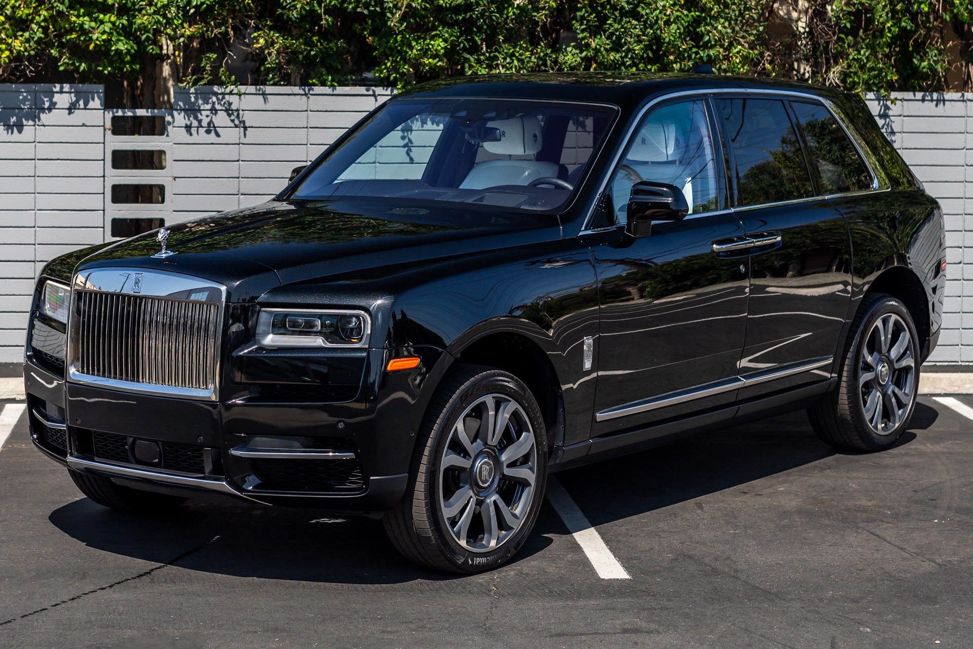 Used 2022 RollsRoyce Cullinan Base For Sale Sold  Lotus Cars Las Vegas  Stock STK212811