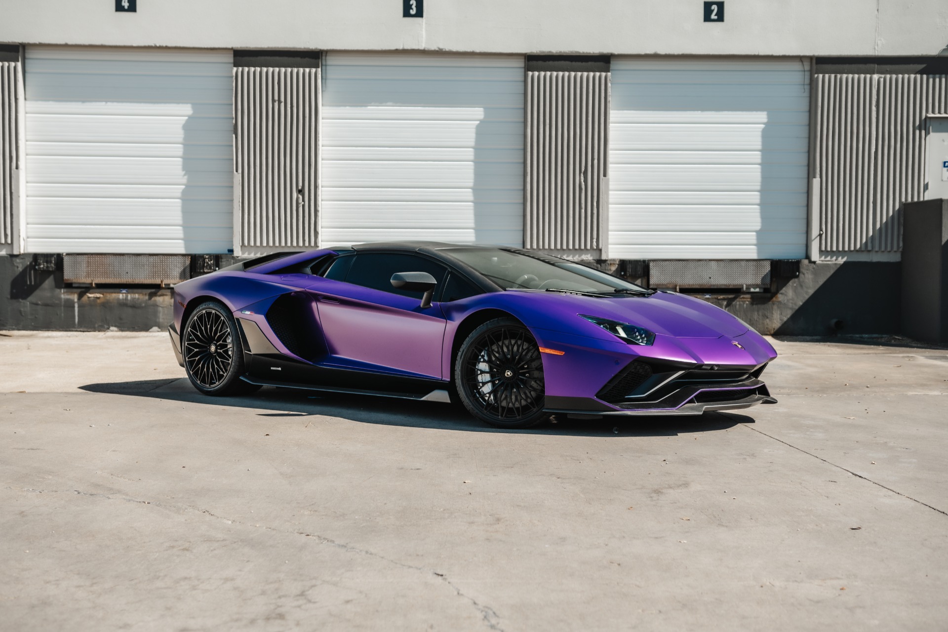 Lamborghini Huracan Purple  : Unleash the Power, Elegance, and Thrill