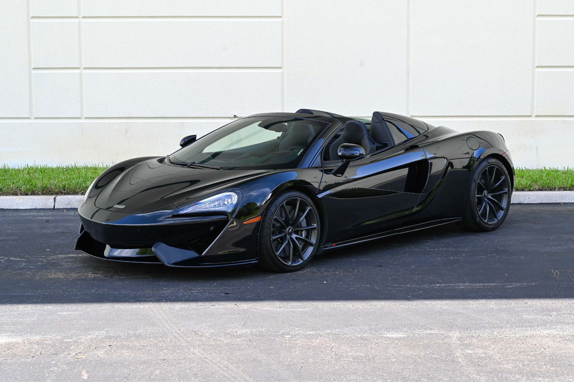 Used 2020 McLaren 570S Spider For Sale (Sold) | iLusso Stock #M009010