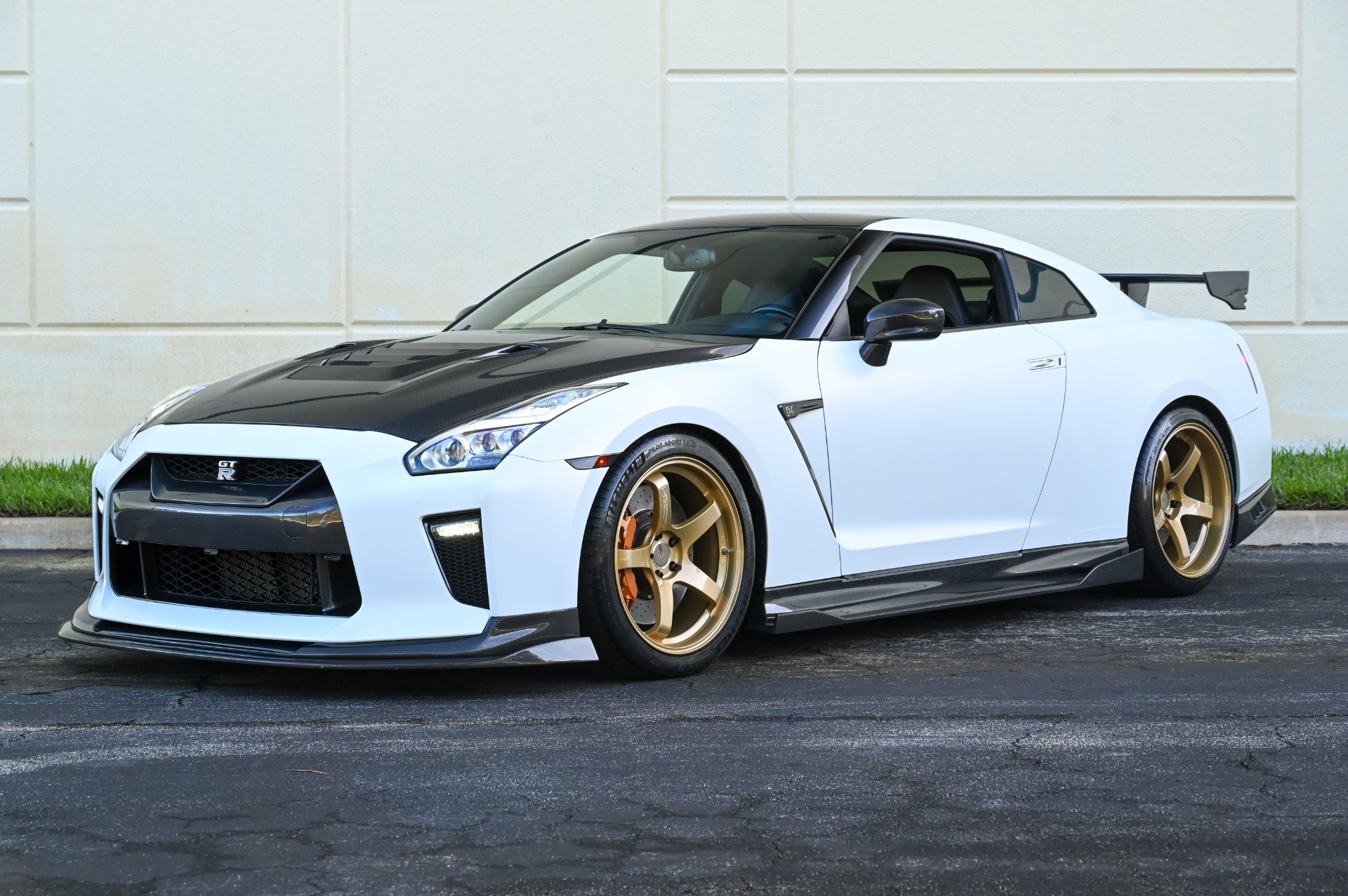 Used 2019 Nissan GT-R For Sale (Sold) | iLusso Stock #M50081