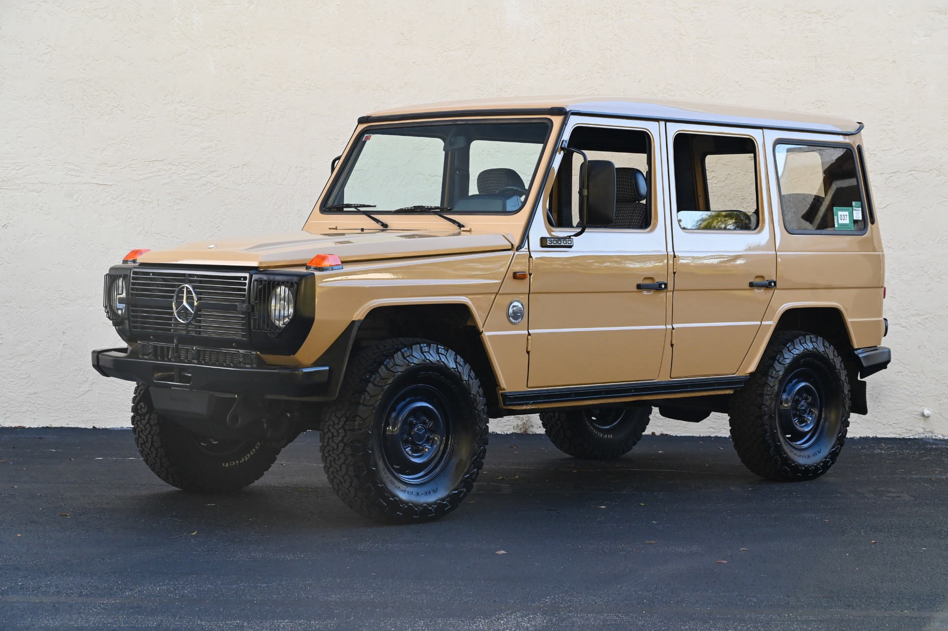 Used 1988 Mercedes Benz 300 GD For Sale (Sold) | iLusso Stock #M26828