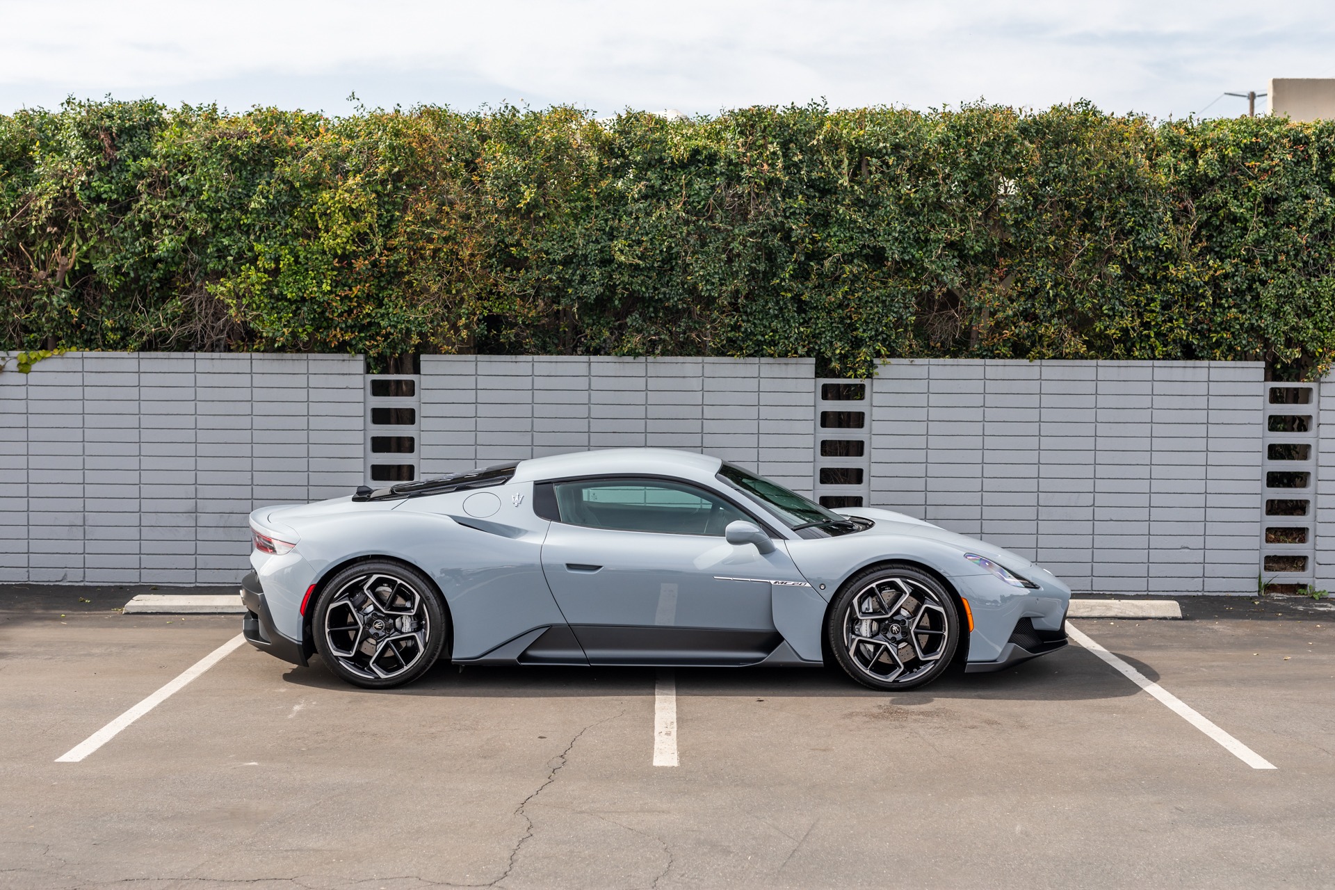 激安 超特価商店街  Sale For MC20 Maserati 2023 Used (Sold) #428089 Stock iLusso | テープ・マスキングテープ