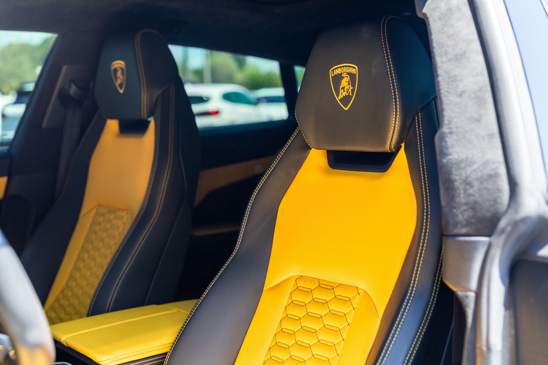 Used 2022 Lamborghini Urus For Sale (Sold) | iLusso Stock