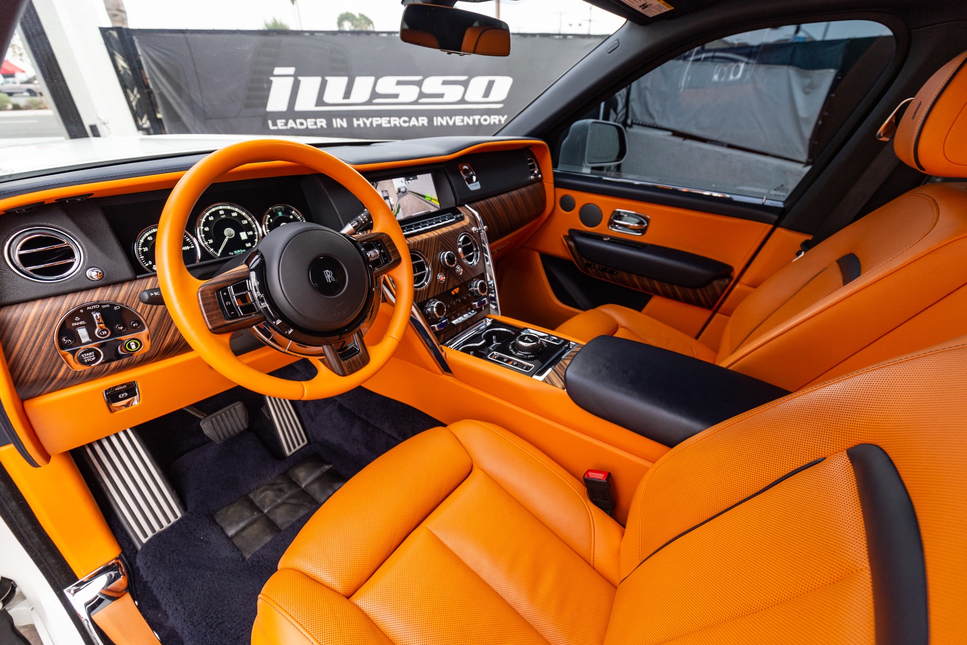 Chia sẻ với hơn 77 về rolls royce truck interior hay nhất  coedocomvn