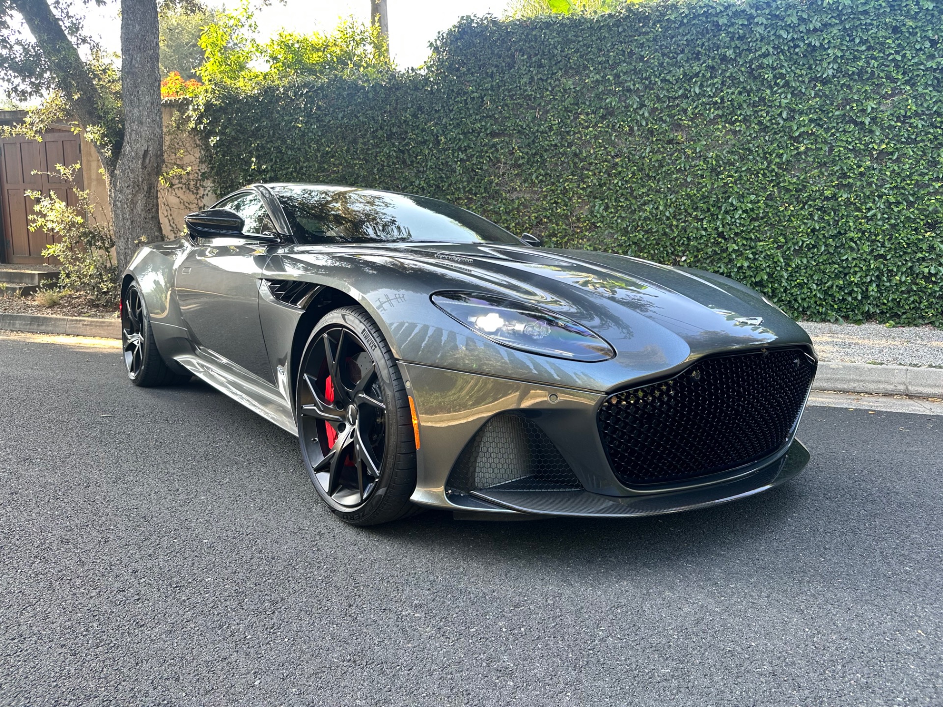 Used 2019 Aston Martin DBS Superleggera For Sale (Sold) | iLusso