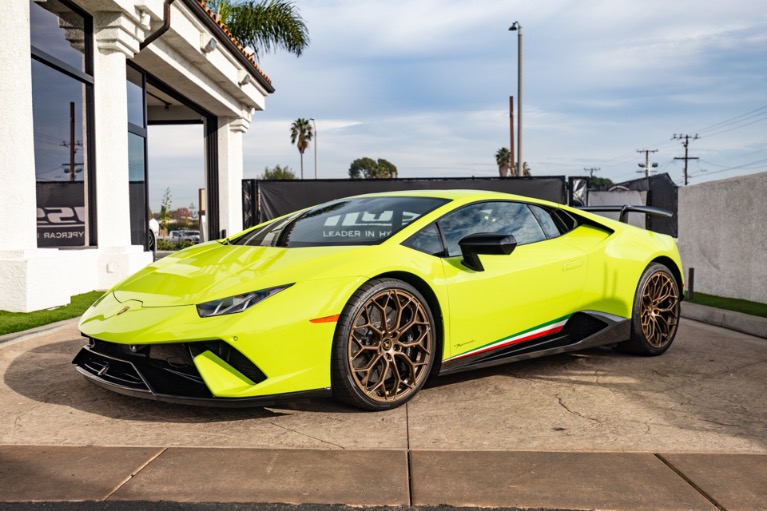 Used 2018 Lamborghini Huracan LP 640-4 Performante for sale $354,000 at iLusso in Costa Mesa CA