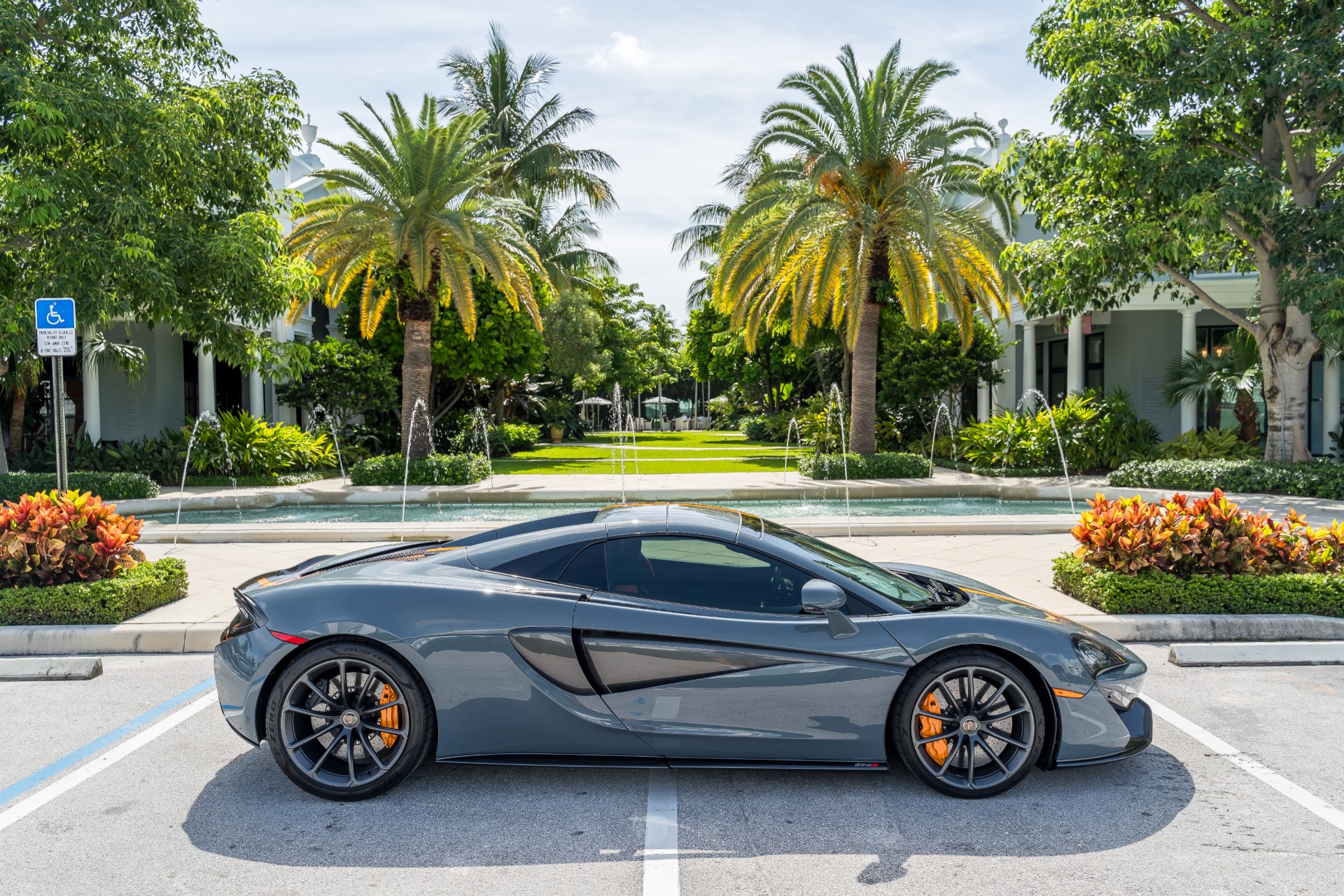Used 2018 McLaren 570S Spider For Sale (Sold) | iLusso Stock #VC5444