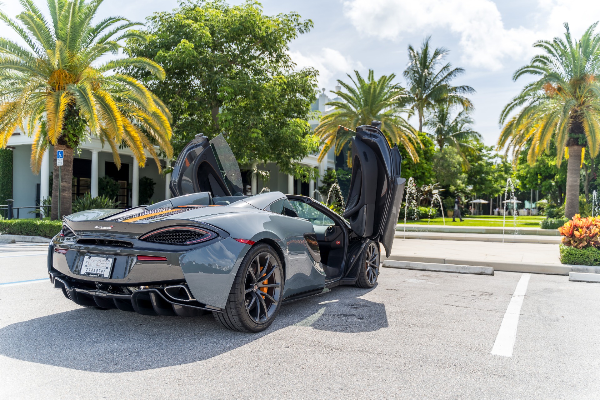 Used 2018 McLaren 570S Spider For Sale (Sold) | iLusso Stock #VC5444
