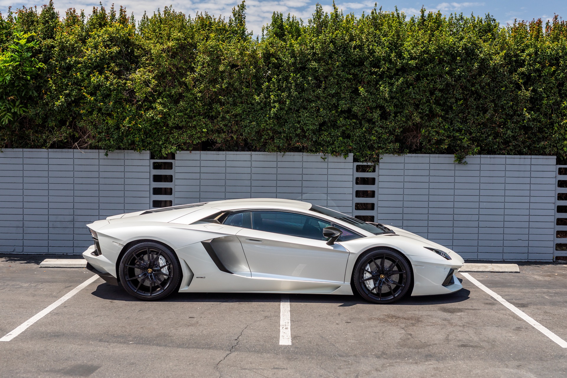 Frontiart 1/43Scale Lamborghini Aventador Lp 700-4 White | eBay