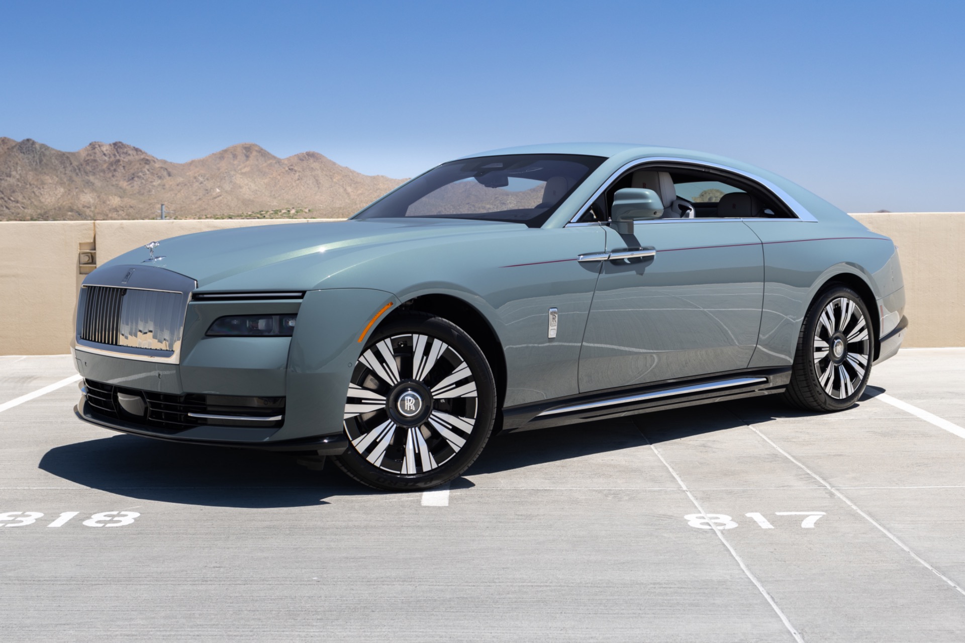 2024 Rolls-Royce Spectre -'s photo