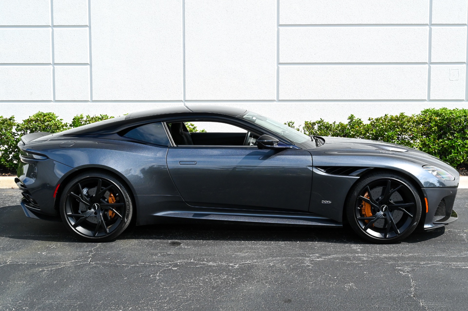 Used 2019 Aston Martin DBS Superleggera For Sale (Sold) | iLusso