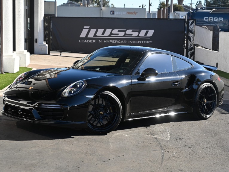 Used 2017 Porsche 911 for sale Sold at Ilusso in Costa Mesa CA