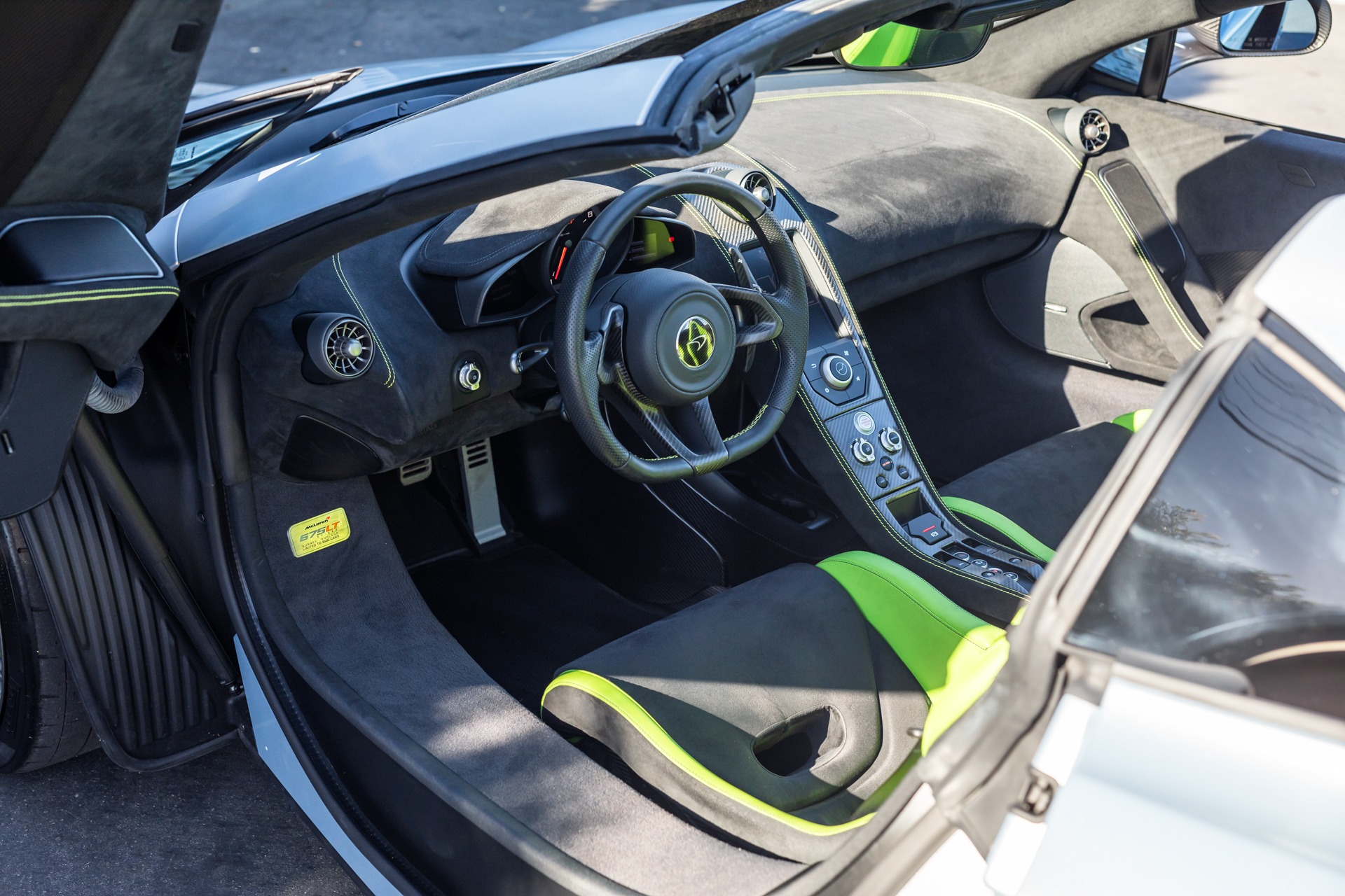 Used 2016 McLaren 675LT Spider For Sale (Sold) | iLusso Stock #C675875