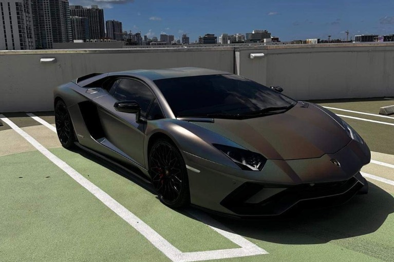 Used 2018 Lamborghini Aventador LP 740-4 S for sale $425,000 at iLusso in Costa Mesa CA
