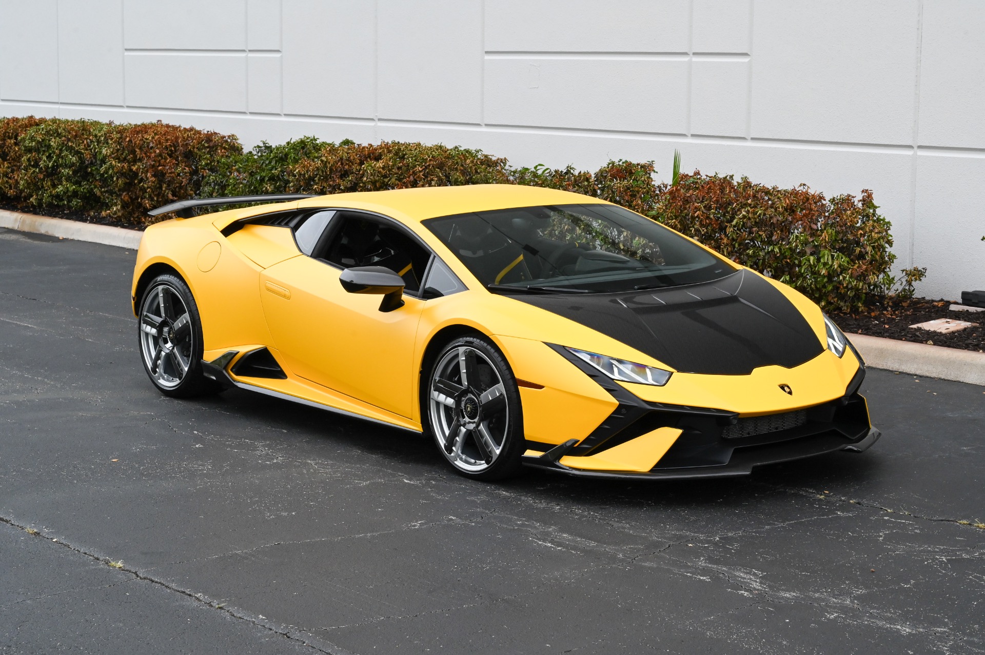 2023 Lamborghini Huracan EVO Coupe Digital Showroom