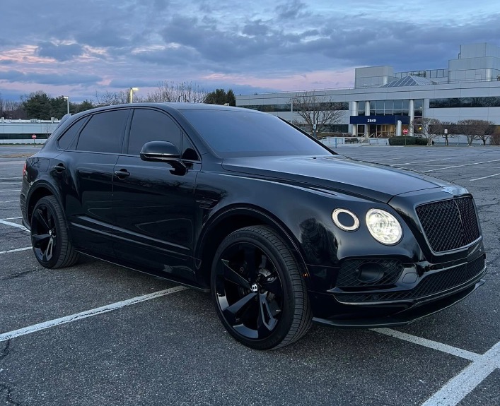 Used 2019 Bentley Bentayga V8 For Sale (Sold) | iLusso Stock Used 2019 Bentley Bentayga V8 For Sale (Sold) | iLusso Stock