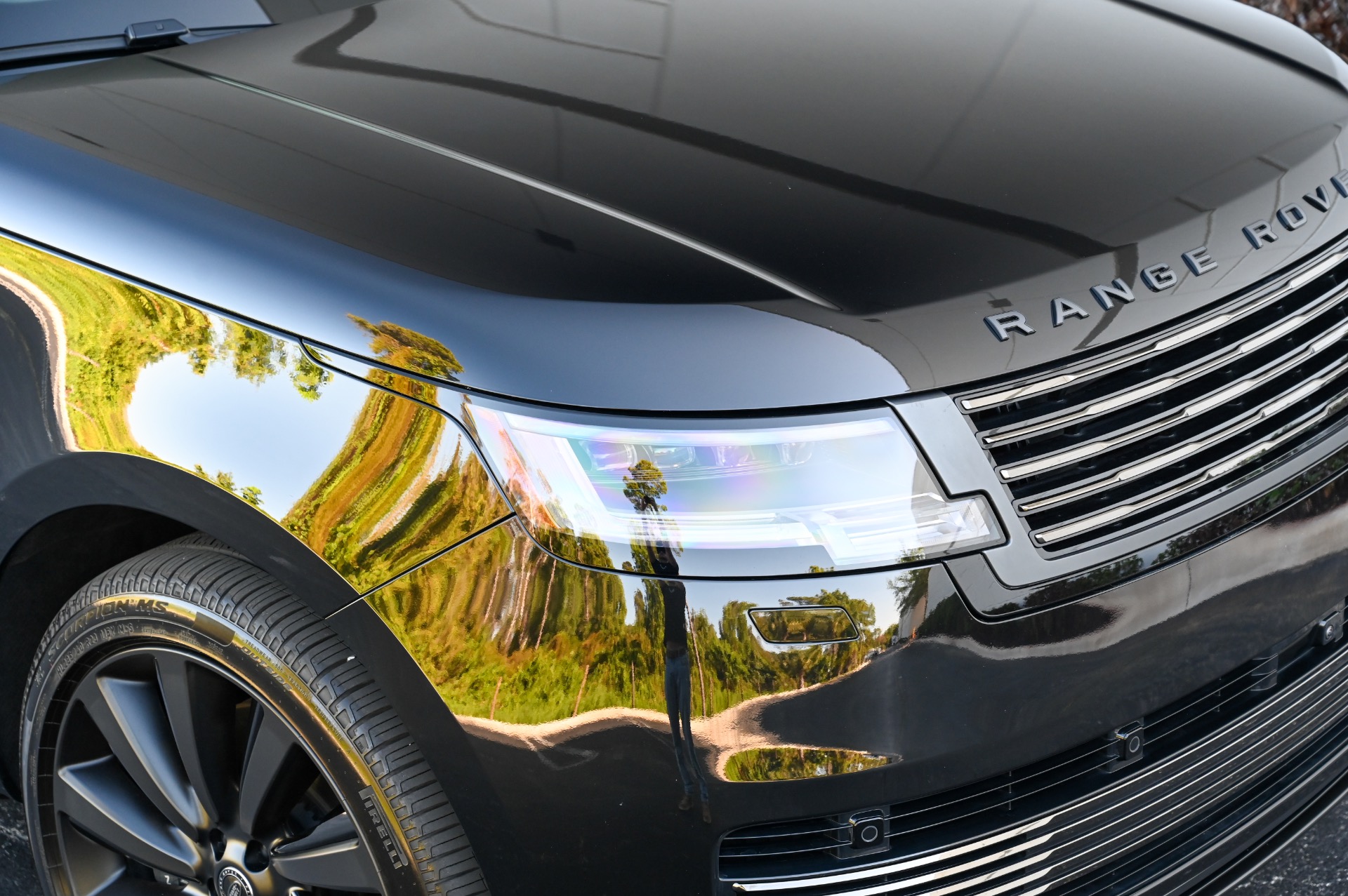 Used 2025 Land Rover Range Rover P615 SV For Sale (Sold) | iLusso