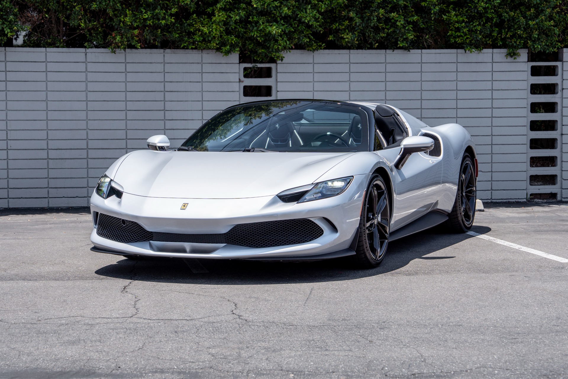 2024 Ferrari 296 GTS photo 31