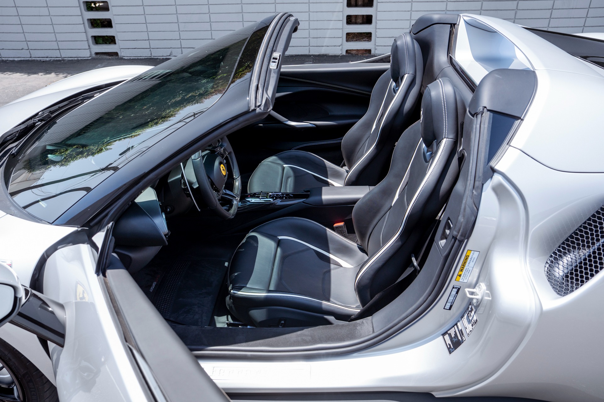 2024 Ferrari 296 GTS photo 37