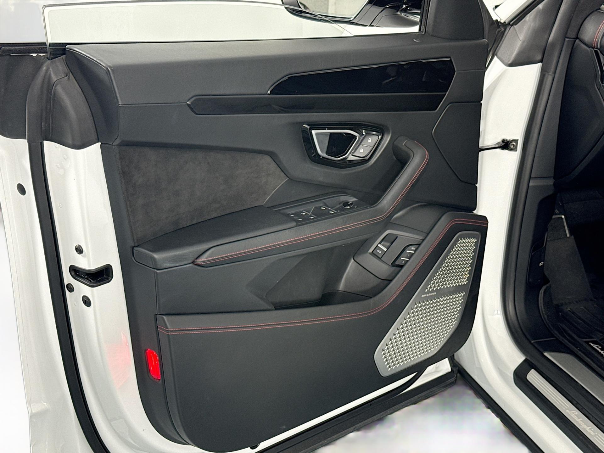 2021 Lamborghini Urus Base - Photo 20