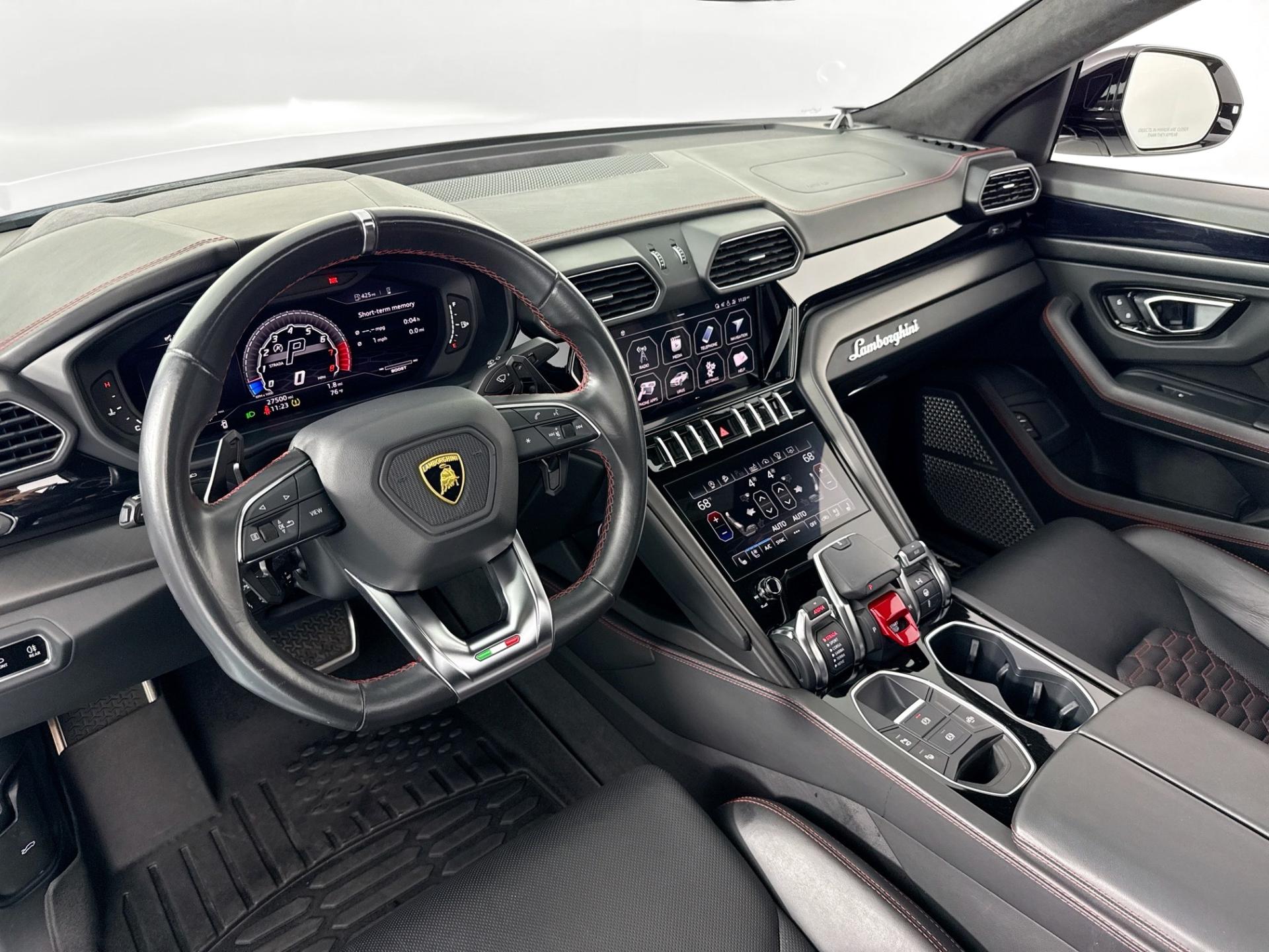 2021 Lamborghini Urus Base - Photo 25