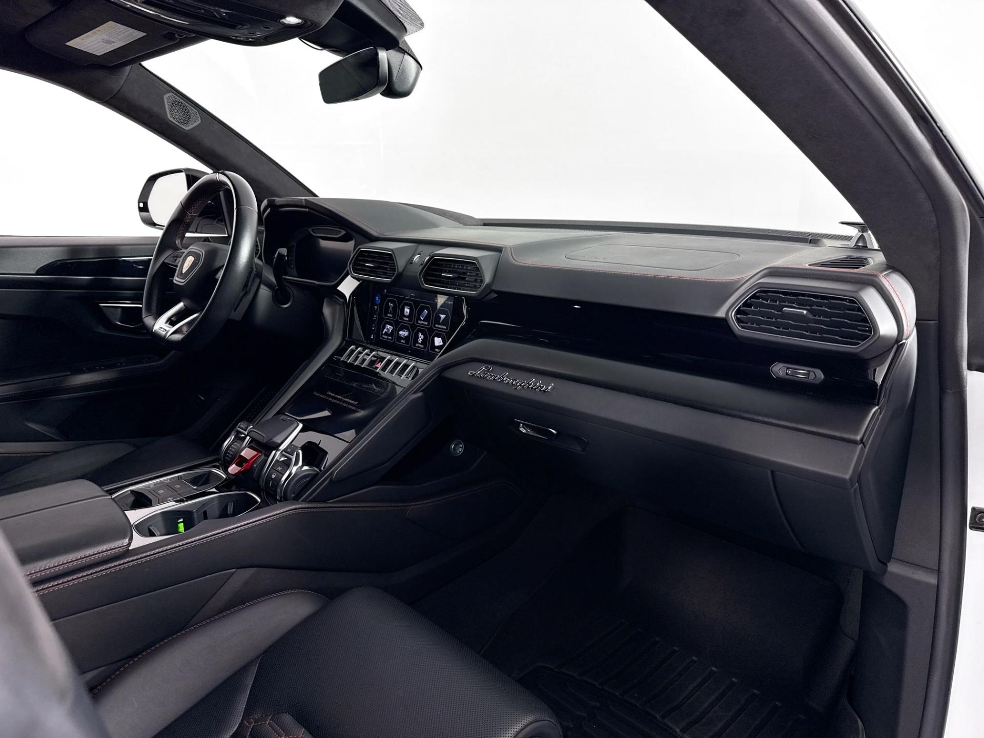 2021 Lamborghini Urus Base - Photo 30