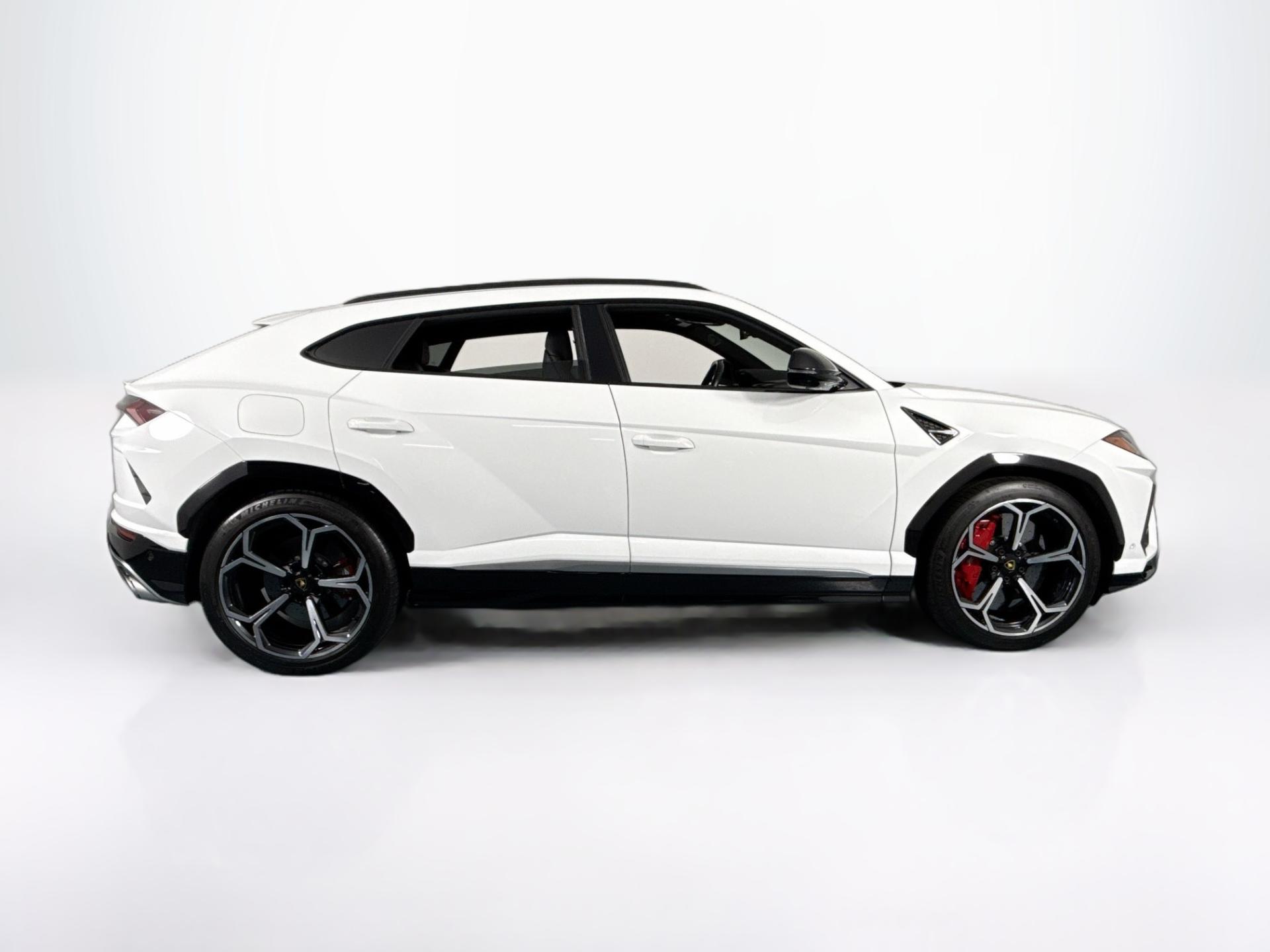2021 Lamborghini Urus Base - Photo 4