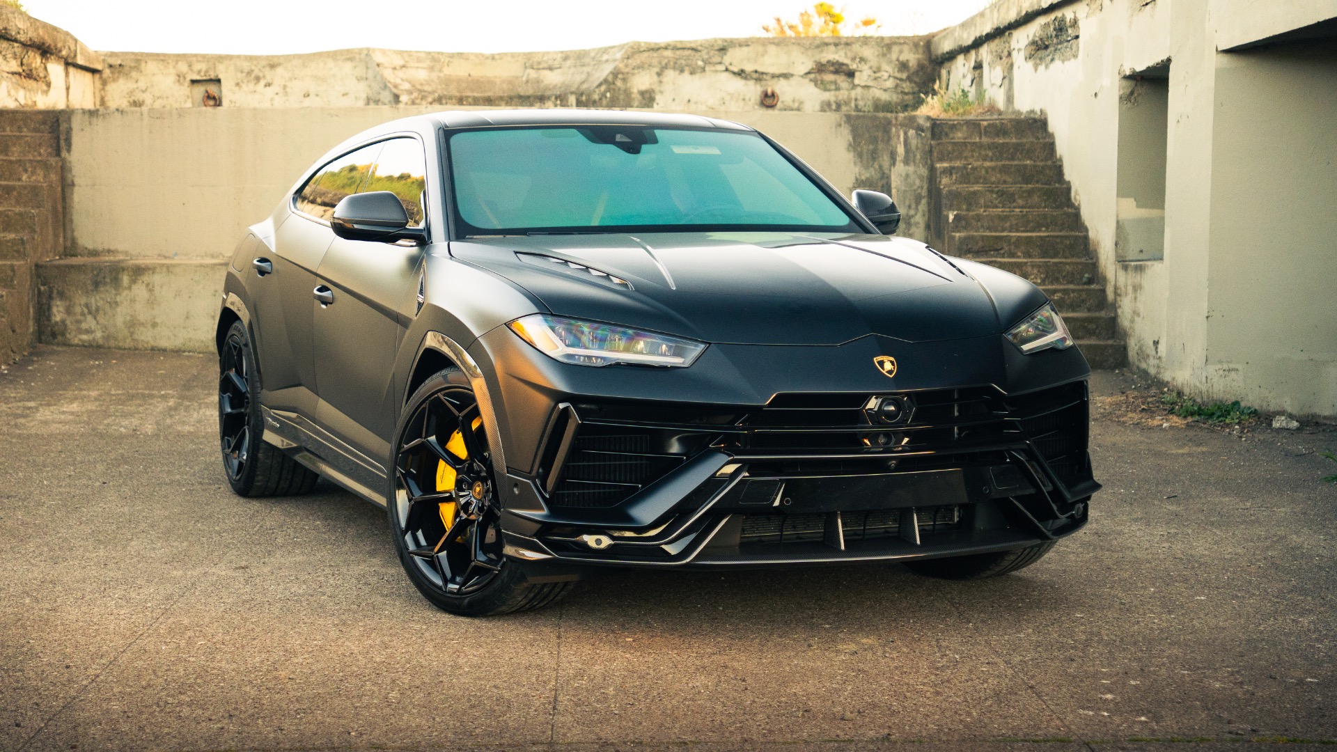 2023 Lamborghini Urus 4.0 V8 Performante's photo