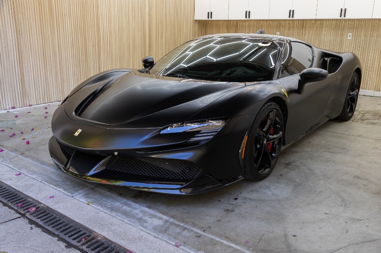 2021 Ferrari SF90 Base