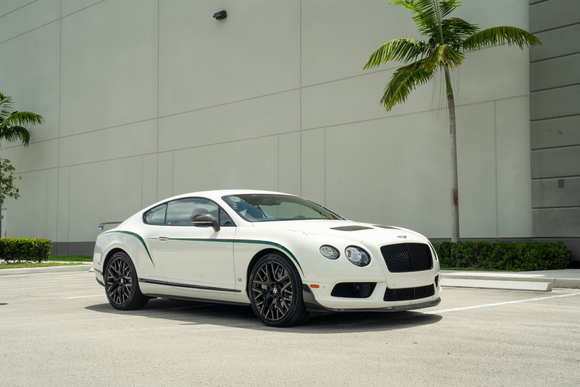 Used 2015 Bentley Continental GT3-R For Sale (Sold) | iLusso Stock