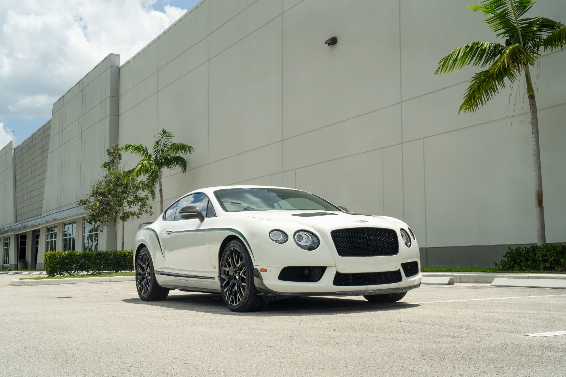 Used 2015 Bentley Continental GT3-R For Sale (Sold) | iLusso Stock