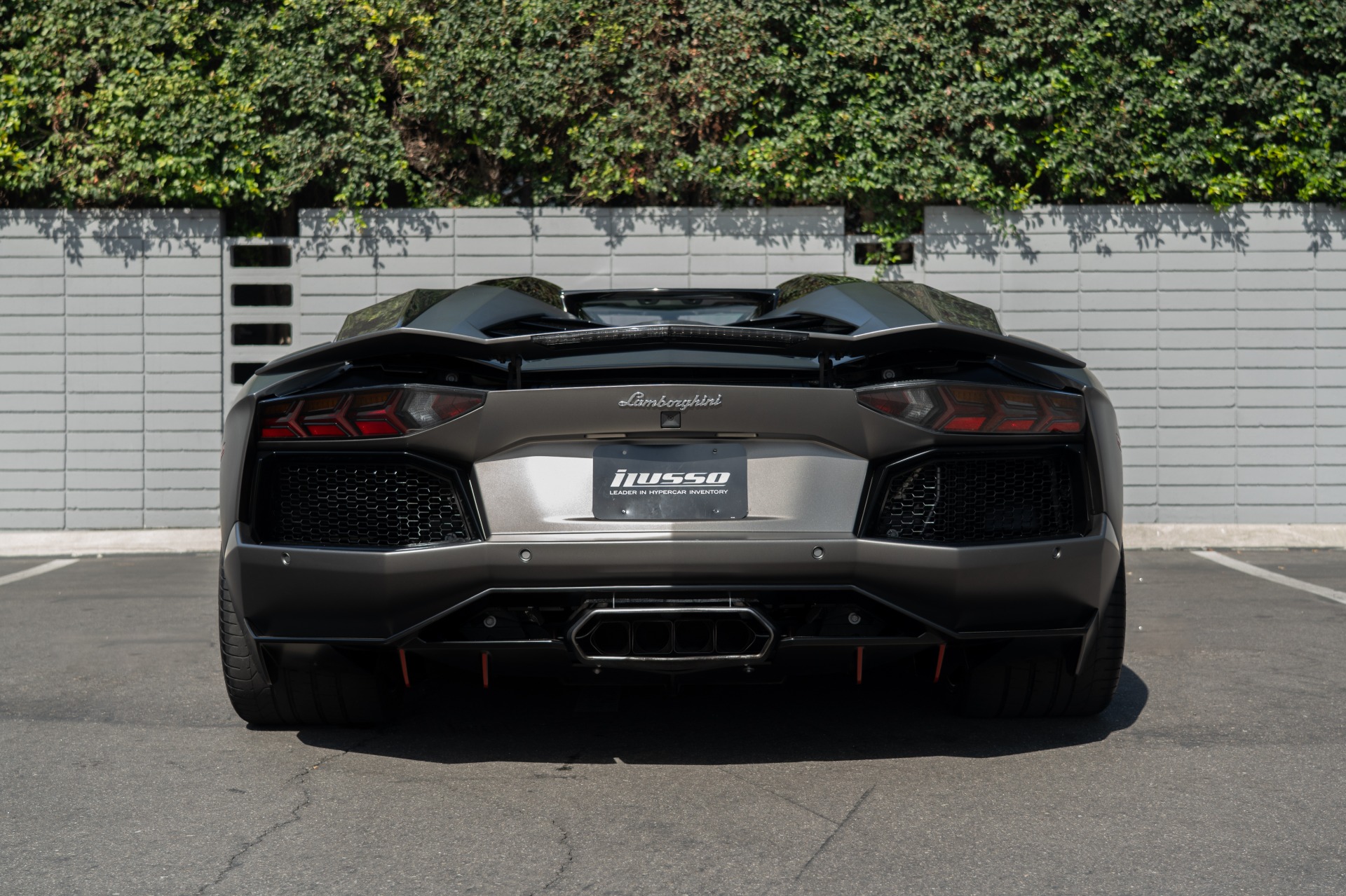 2015 Lamborghini Aventador LP 700-4 Roadster photo 20