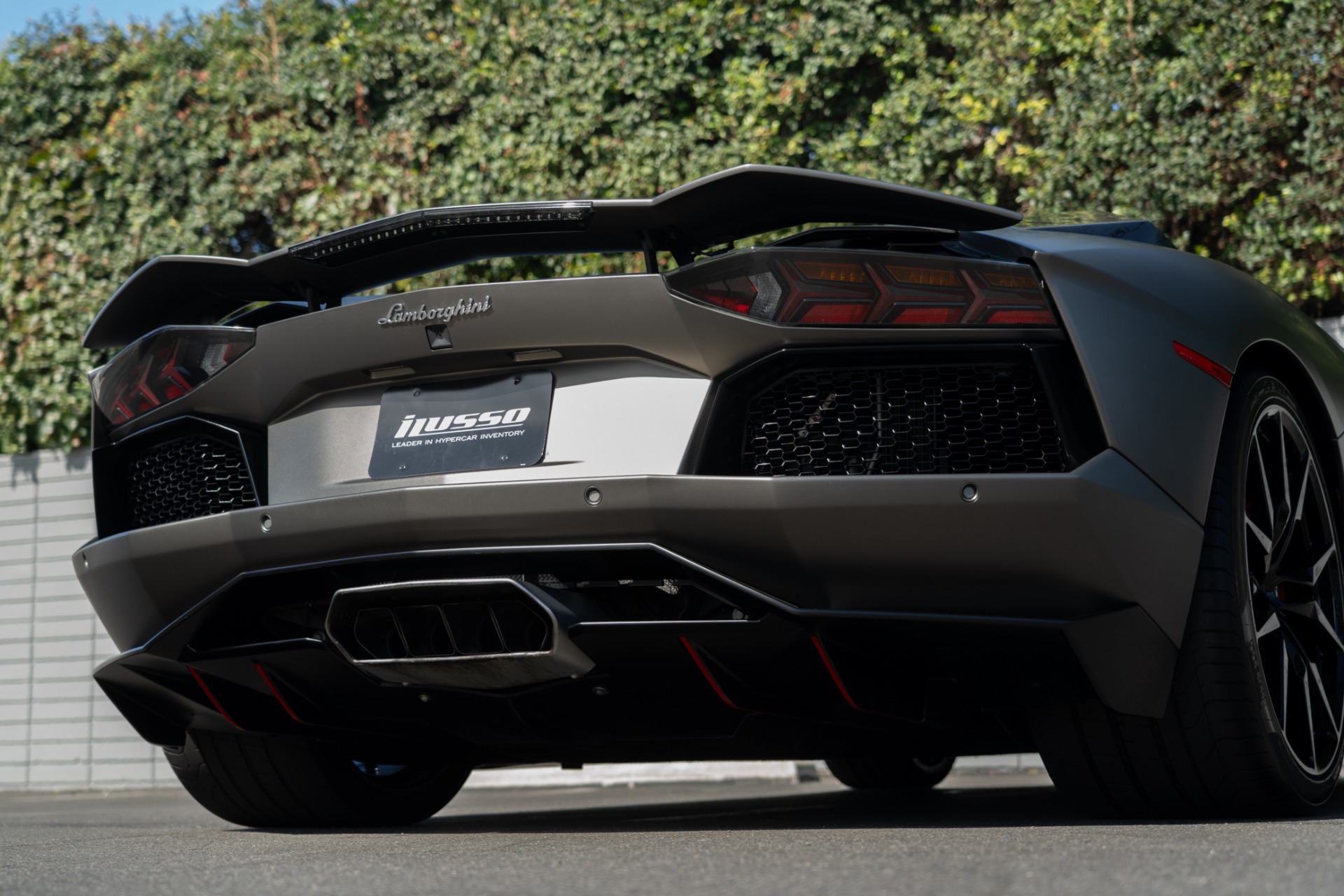 2015 Lamborghini Aventador LP 700-4 Roadster photo 31