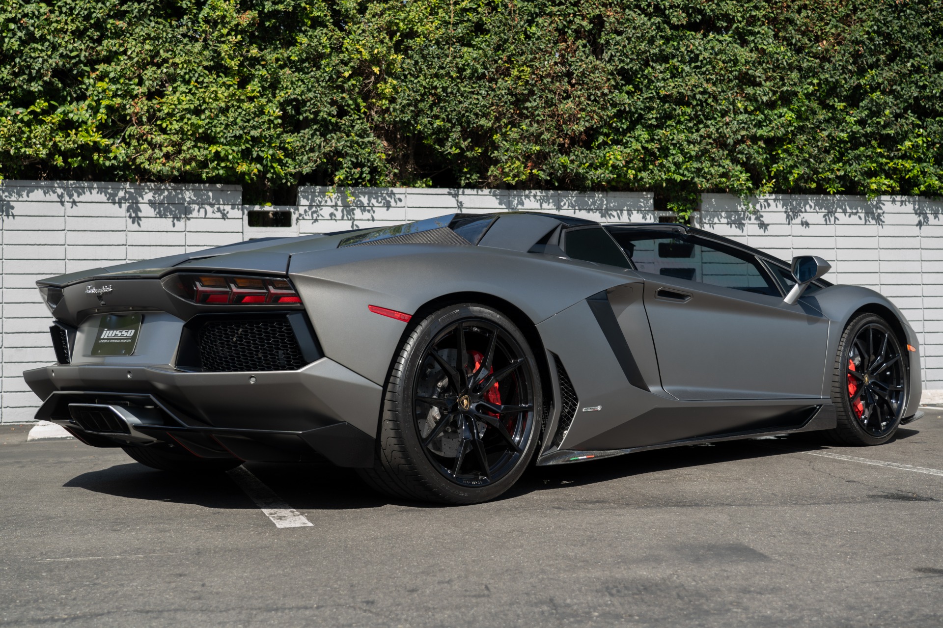 2015 Lamborghini Aventador LP 700-4 Roadster photo 32