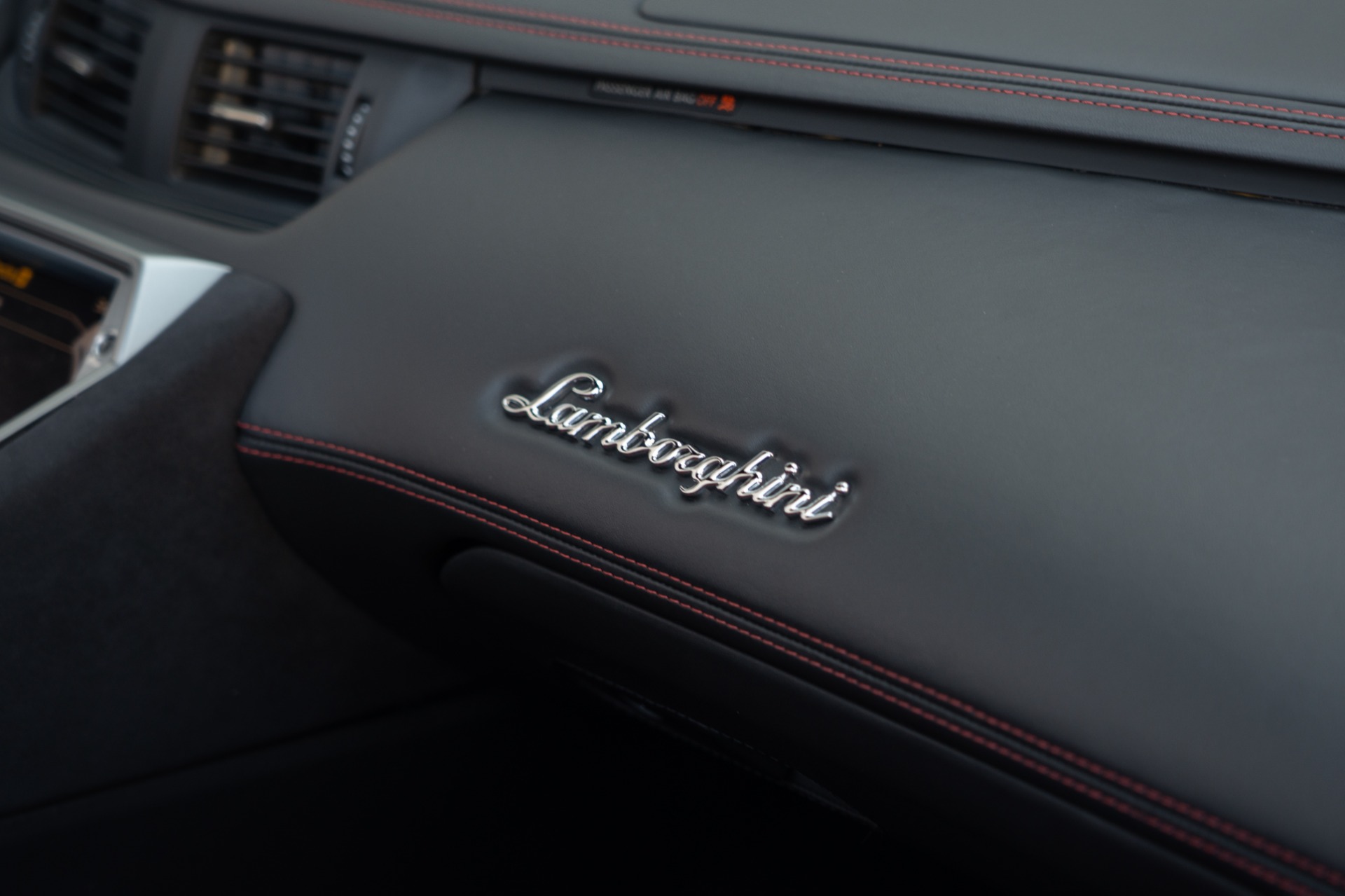 2015 Lamborghini Aventador LP 700-4 Roadster photo 37
