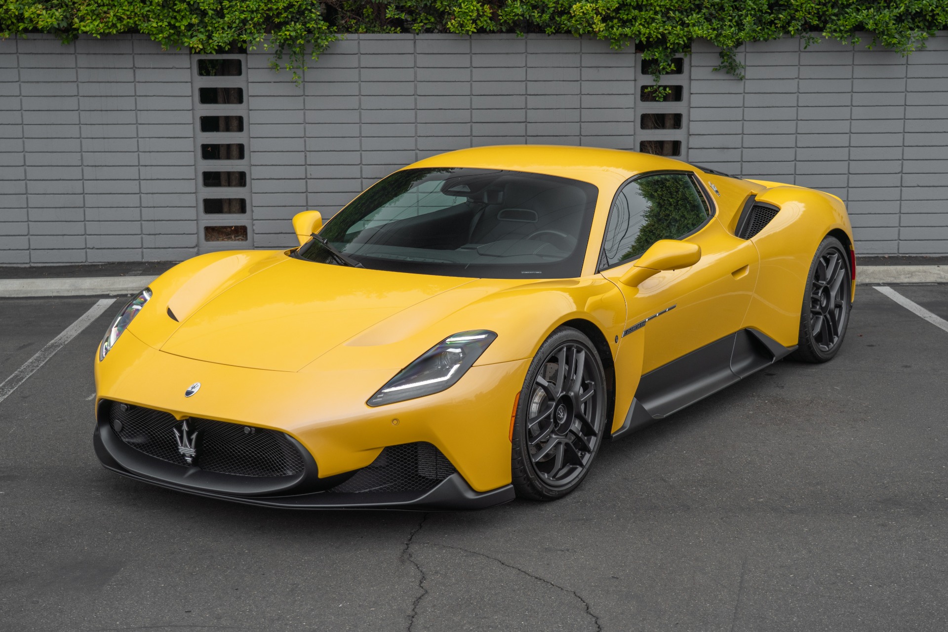 Used 2023 Maserati MC20 For Sale (Sold) | iLusso Stock #C13894