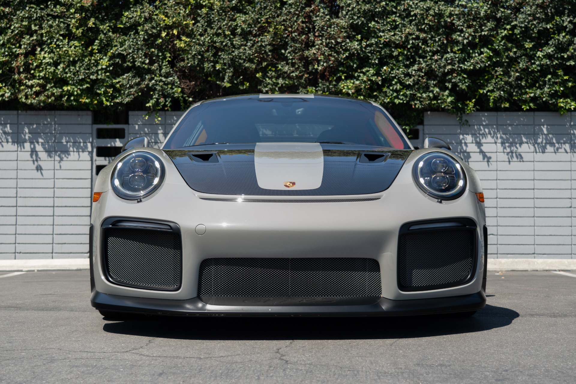 2018 Porsche 911 GT2 RS photo 17