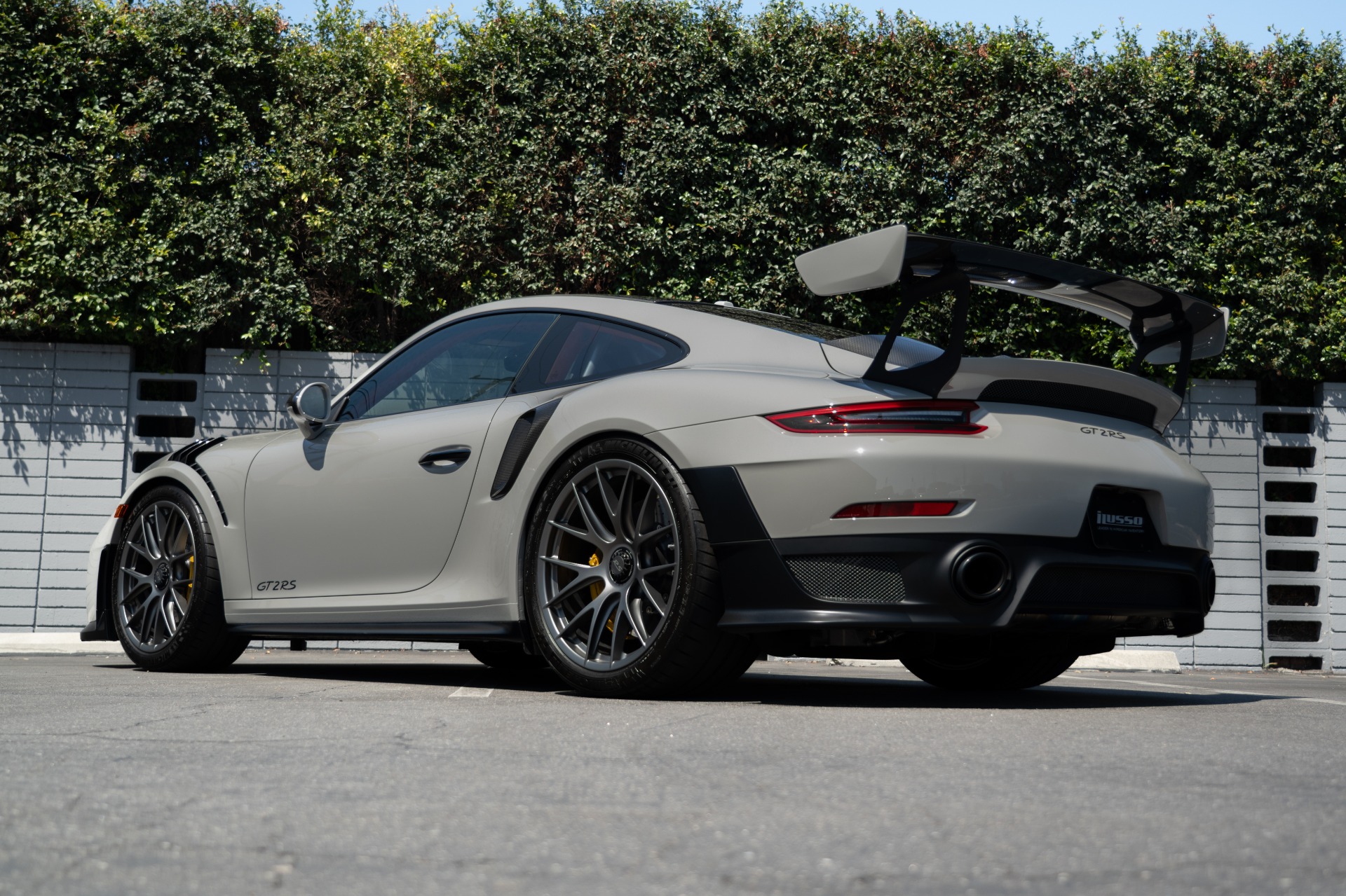 2018 Porsche 911 GT2 RS photo 28