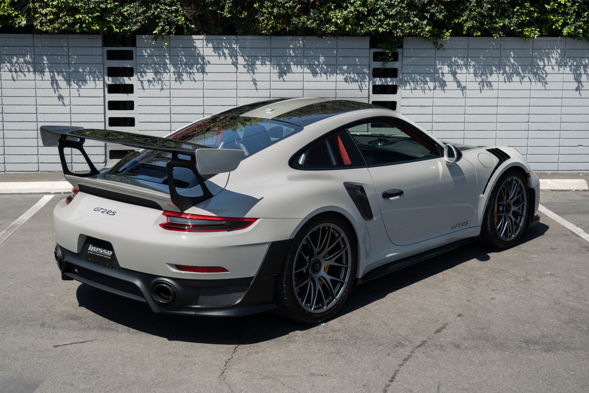 2018 Porsche 911 GT2 RS photo 34