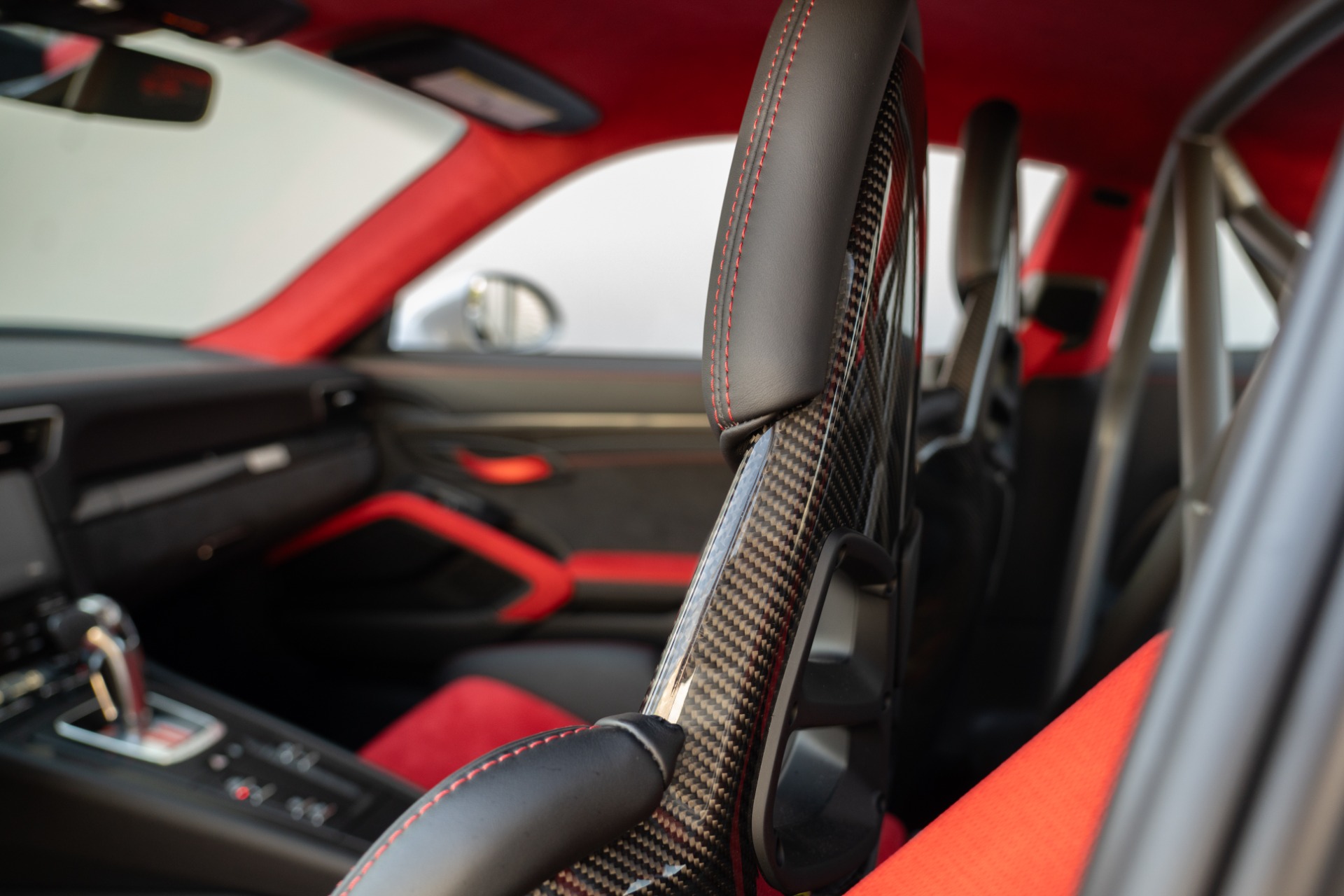 2018 Porsche 911 GT2 RS photo 43